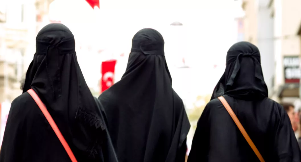 Turkish women wearing Burqa. Istanbul, Turkey.