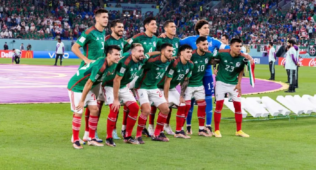 Foto de la Selección México a propósito de la esposa de Andrés Guardado que llevó a su empleada doméstica a Qatar 2022
