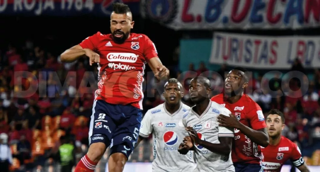 Independiente Medellín en triunfo contra el América, que lo dejó cerca de ser finalista de Liga BetPlay