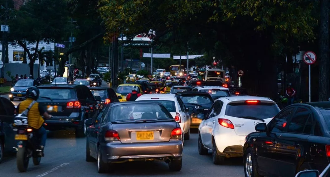 Pico y placa en Medellín: vehículos híbridos tendrían restricción para 2023