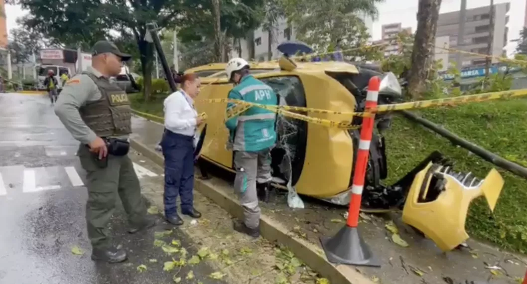 Accidente de 14 vehículos en Medellín deja 13 personas con grave heridas