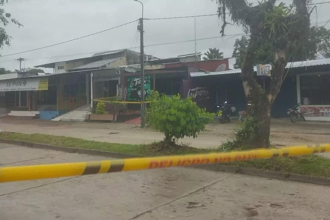 El lugar de la masacre de este lunes 28 de noviembre en Leticia, Amazonas.