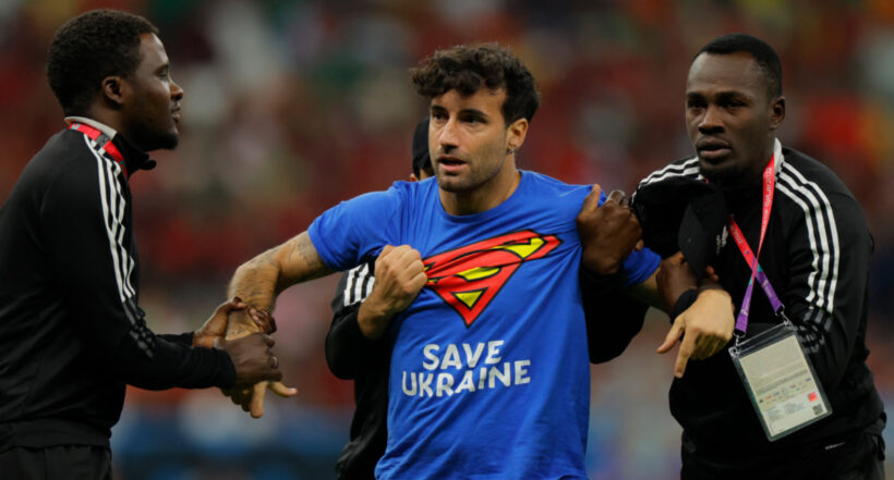 Quién es Mauro Ferri, italiano que invadió cancha en Qatar 2022 en juego Portugal vs. Uruguay.