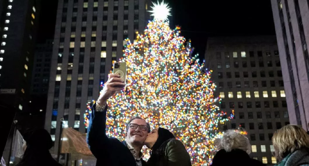 Foto de árbol de Navidad del Rockefeller Center 2022, en Nueva York