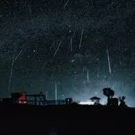 La lluvia de estrellas o de meteoritos Gemínidas más fuerte del año podrá ser vista desde la tarde del 13 de diciembre de 2022 hasta la mañana siguiente. 