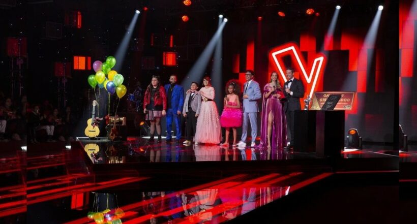 Andrés Cepeda y otros famosos en final de 'La voz kids', concurso que Caracol no dará en 2023 por una regla.