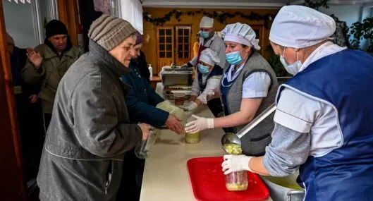 Subastan esmeralda colombiana para dar ayuda humanitaria en Ucrania