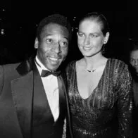 Cuál fue el noviazgo que tuvo Pelé con la cantante y presentadora Xuxa cuando ella era menor de edad.