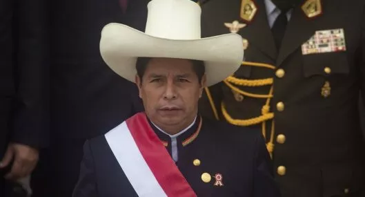 ¿Quién es Pedro Castillo, en Perú, y por qué fue destituido como presidente?