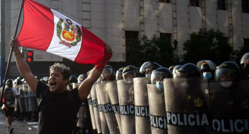 Protestas en Perú piden liberación de Pedro Castillo