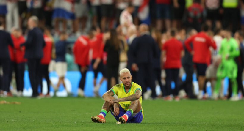 Neymar rompió su silencio sobre la eliminación de Brasil en el Mundial y asegura estar completamente destruido.