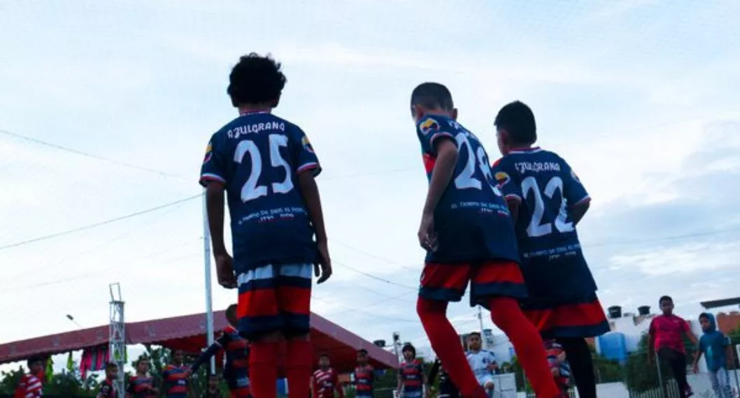 Niños frenan final de fútbol hasta que les resuelvan una tutela en Santa Marta