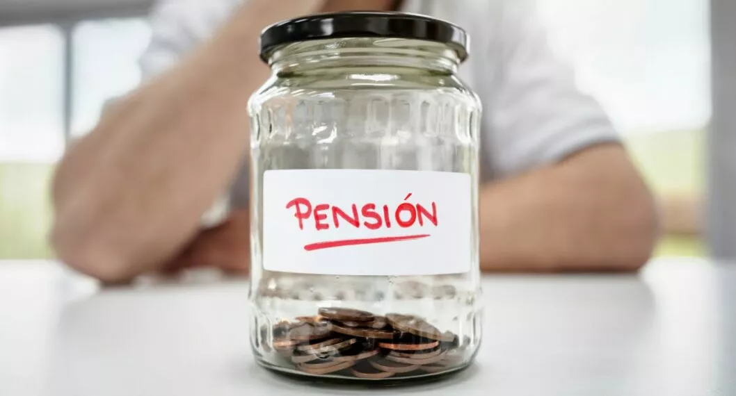Asofondos alertó a trabajadores que han cotizado entre 10 y 20 años en fondos privados de pensión por reforma pensional en Colombia.