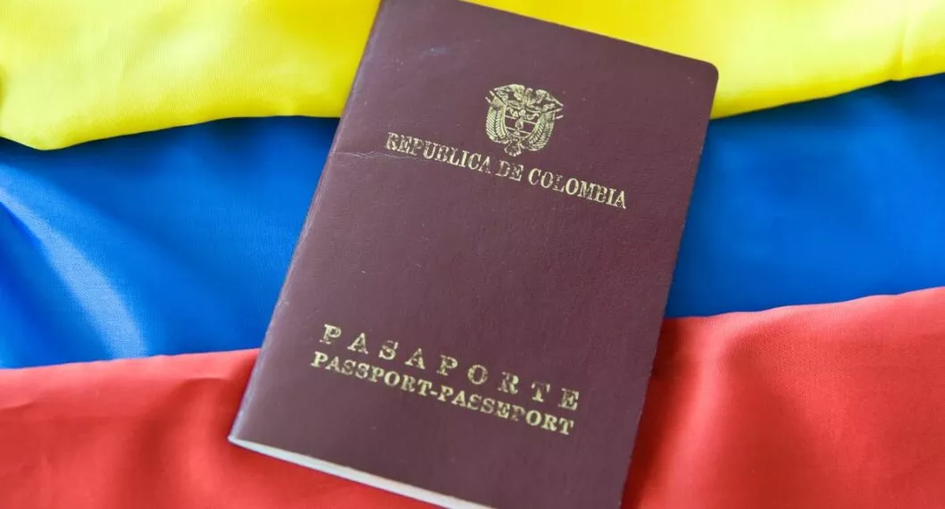 Gobierno de Gustavo Petro anuncia medida que beneficiará a millones de personas con pasaporte en Colombia, pues no deberán renovarlo.