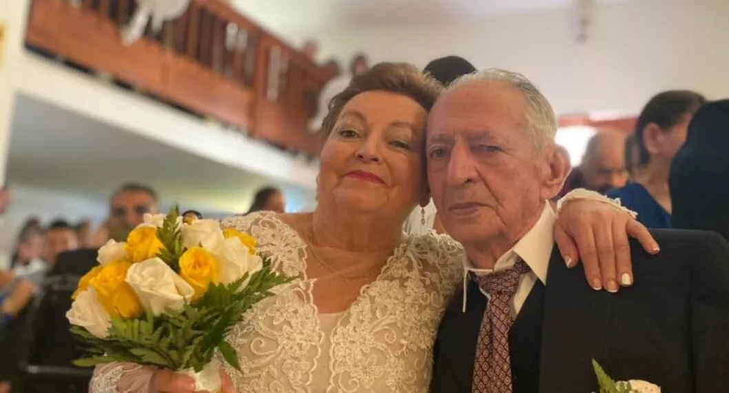 Pareja de abuelos se casó al conocerse en un ancianato