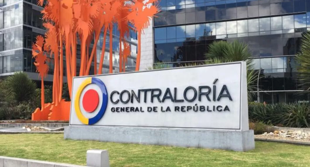 El contralor Carlos Hernán Rodríguez admitió que la entidad cometió un error al permitir una fiesta de despedida tan costosa para los empleados. 