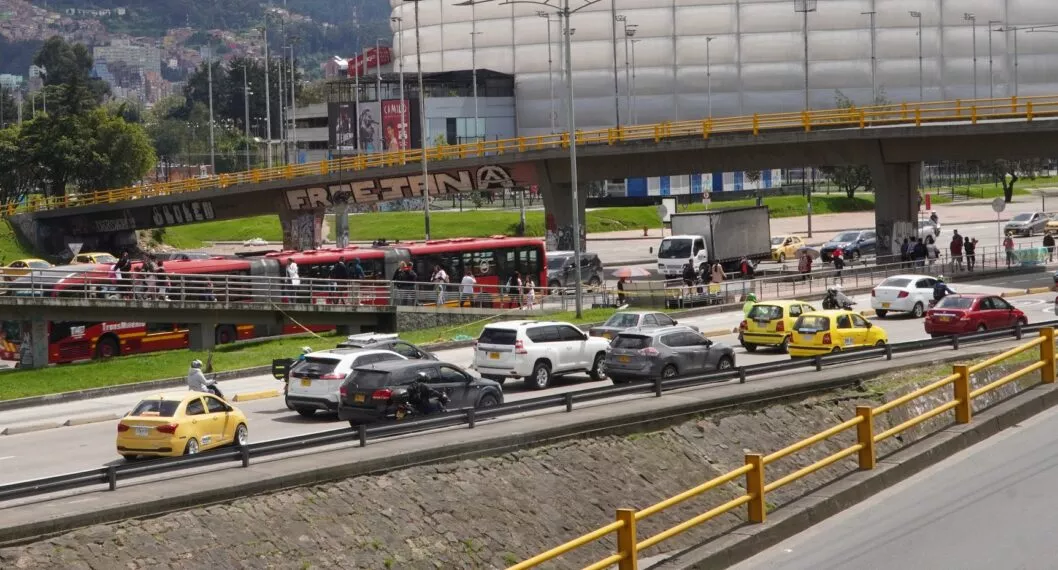 Conductores de carros en Bogotá tendrán pico y placa en diciembre.