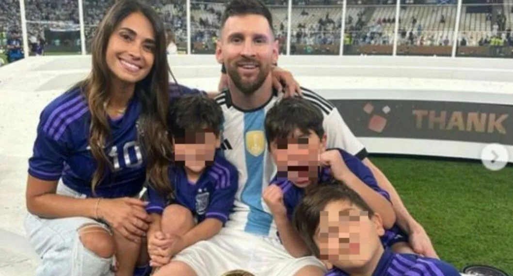 Lionel Messi con su esposa e hijos, luego de ganar el Mundial