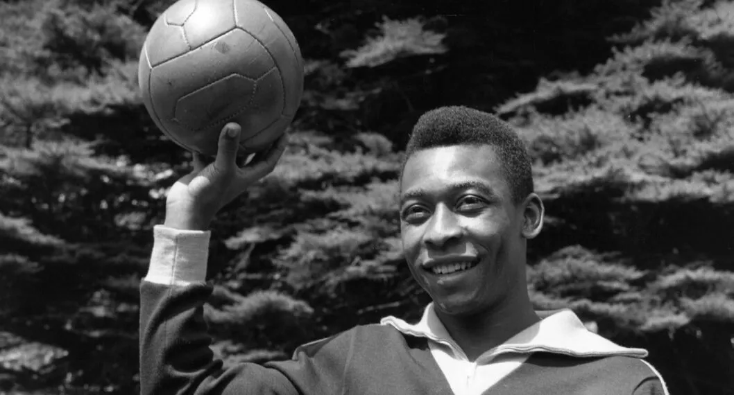 Pelé, el apodo de Edson Arantes do Nascimento, surgió cuando él era un niño y lo comparaban con el portero Bilé.