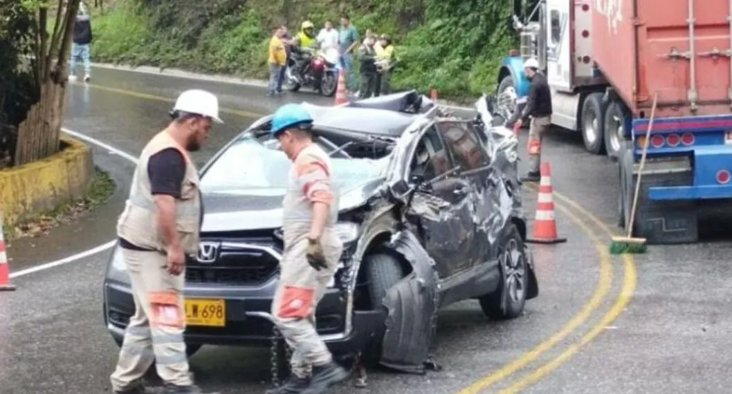 Grave accidente en La Línea (Tolima) por tractomula que destruyó camioneta