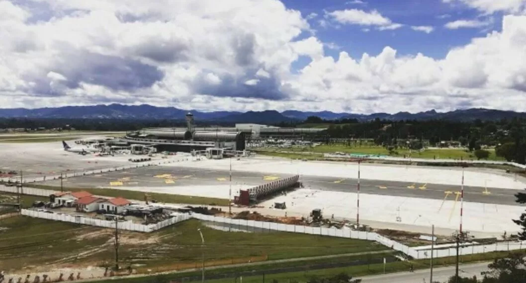 Cierran aeropuerto de Antioquia por emergencia con avión que se salió de pista