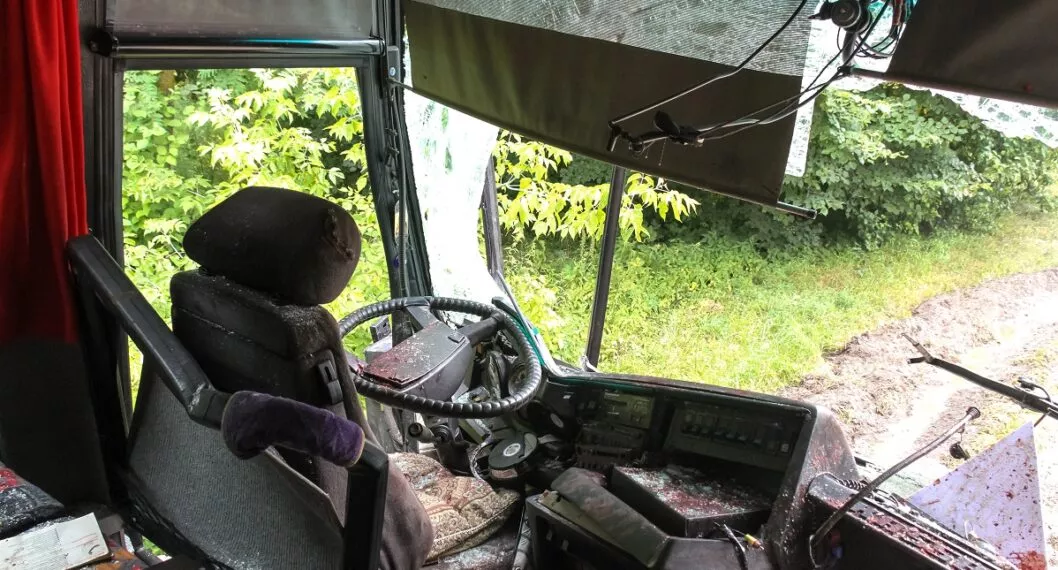 Accidente hoy en Bolivia: 11 muertos en bus que cayó a precipicio
