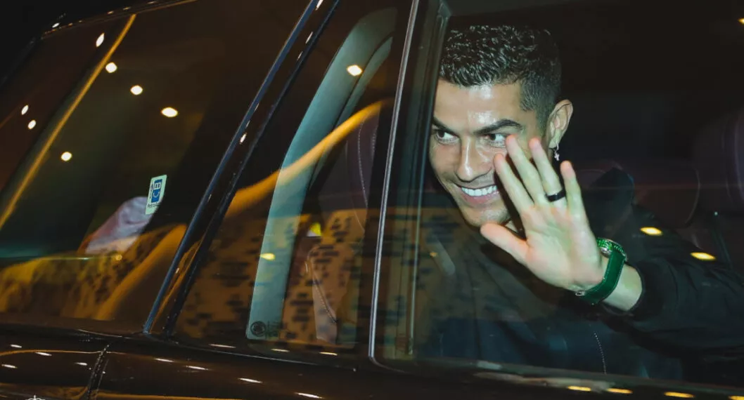 Cristiano Ronaldo llegó a Arabia Saudita y fue recibido como toda una estrella; video y fotos.