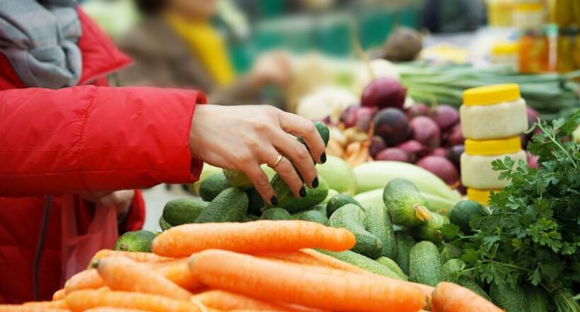 Bancolombia reveló alza de precios de los alimentos en diciembre en las tiendas de barrio y los minimercados.