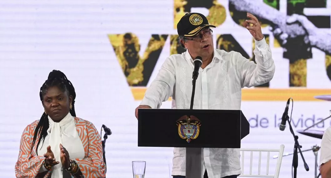 Francia Márquez pullazo a Gustavo Petro por plantarla 6 horas en Chocó