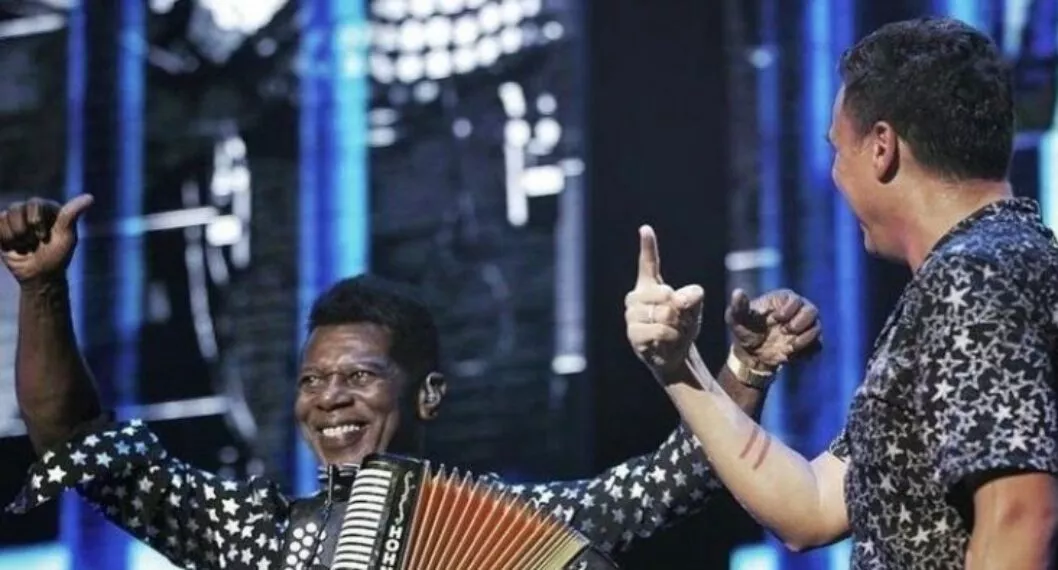 La historia de cuando Silvestre Dangond defendió al acordeonero Víctor Reyes en pleno concierto