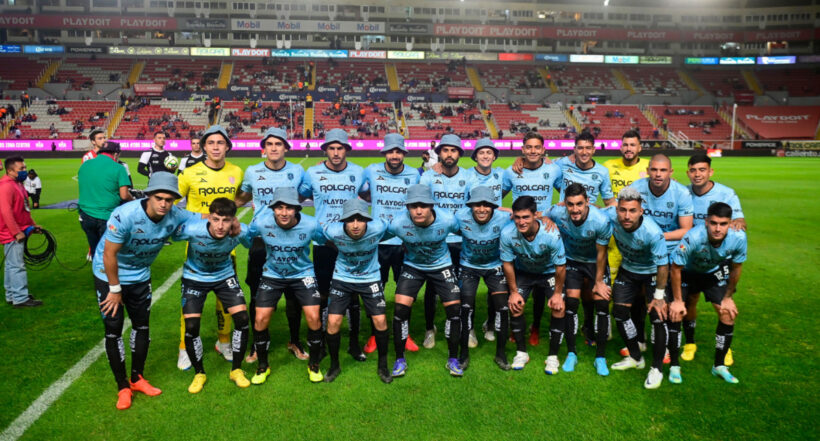 Necaxa rindió homenaje a Don Ramón en inauguración del 2023 del fútbol mexicano.