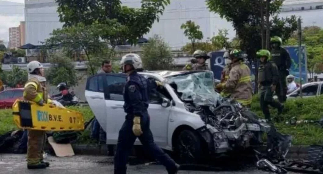 Accidente en Envigado: hombre chocó con camión repartidor de gas y murió