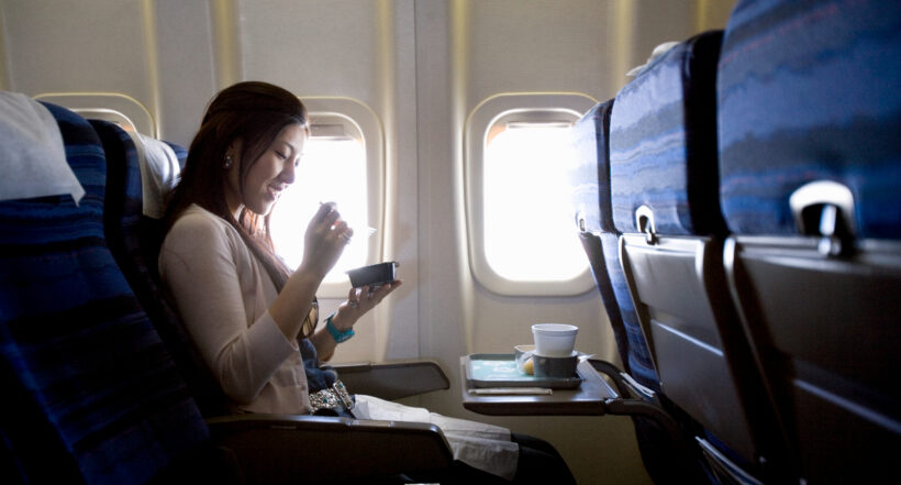 5 consejos para pagar menos e ir más cómodo en viaje en avión.