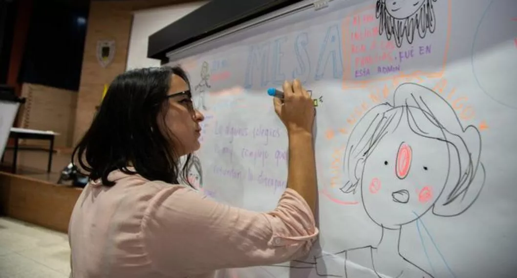 Bogotá: abren convocatoria de becas para maestros en temas de equidad de género