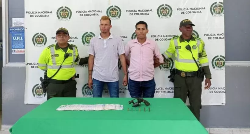 Frustran un robo a una sede del banco BBVA en Barranquilla. La Policía se dio a la búsqueda de los delincuentes y logró recuperar lo hurtado. 