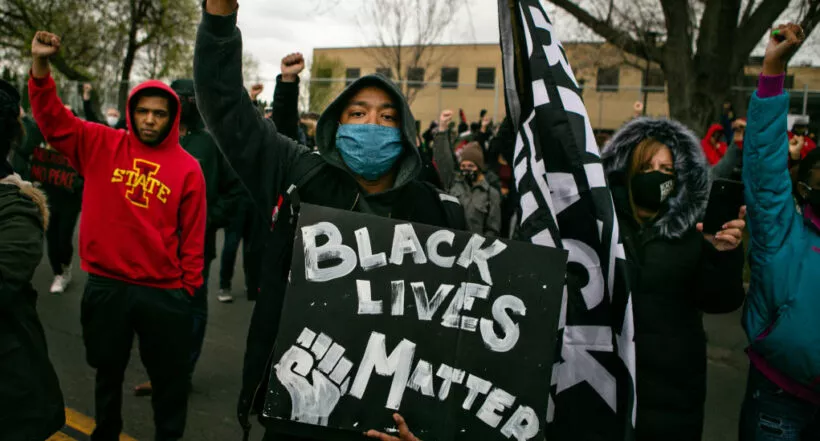 Manifestantes del movimiento 'Black Lives Matter' en Los Ángeles, California.
