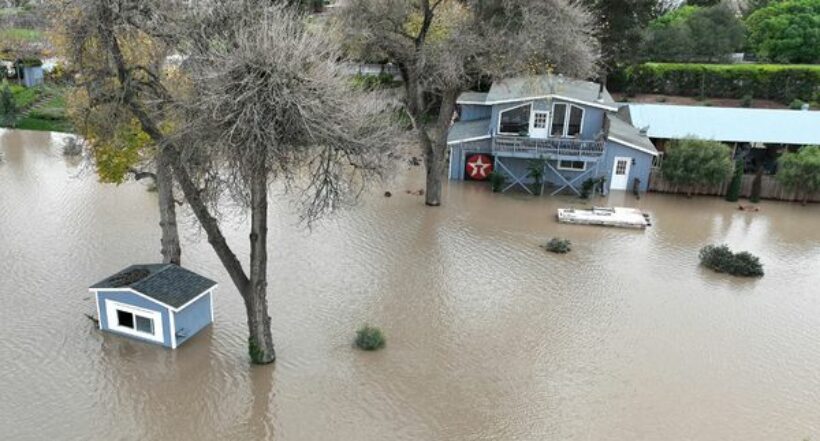 Fuertes lluvias e inundaciones amenazan California