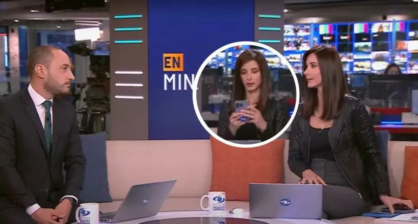Foto de Andrés Montoya y Alejandra Giraldo, en nota de Noticias Caracol: pillan a presentadora viendo celular en vivo: por qué (video)