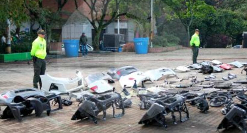 Robos de vehículos en Medellín: Policía incautó 800 partes de carros y dos motos