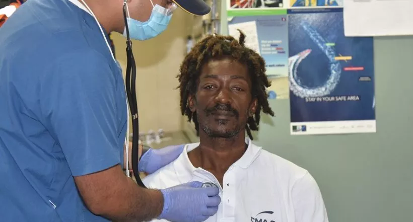 Armada de Colombia rescató a hombre que sobrevivió 24 días en altamar