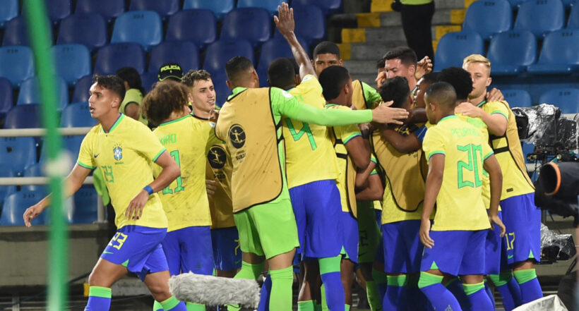Sudamericano Sub-20: blooper de arquero de Perú terminó con gol de Brasil.