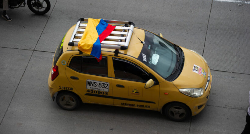 Protestas de taxis en Bogotá ya no serán el 23 de enero: Claudia López dice qué pasó