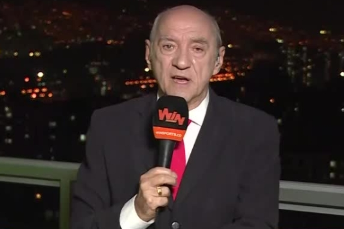 Wbeimar Múñoz anunció el final de su carrera periodística, después de pasar por diferentes medios de comunicación. Iván Mejía lo despidió. 