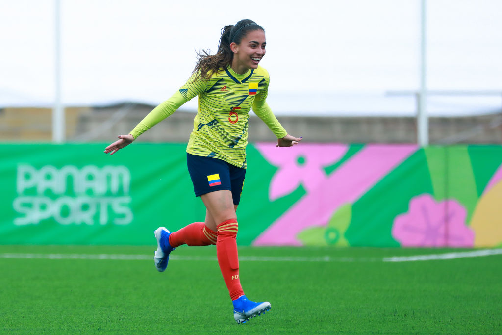Quién es Isabella Echeverry, futbolista colombiana que jugaría con Ibai Llanos.