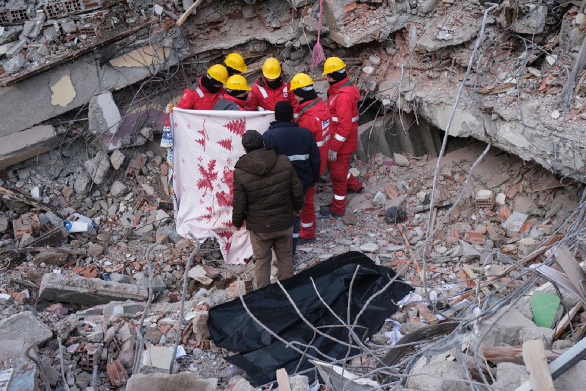 Terremoto Turquía 2023: medio francés se burla de lo ocurrido allá