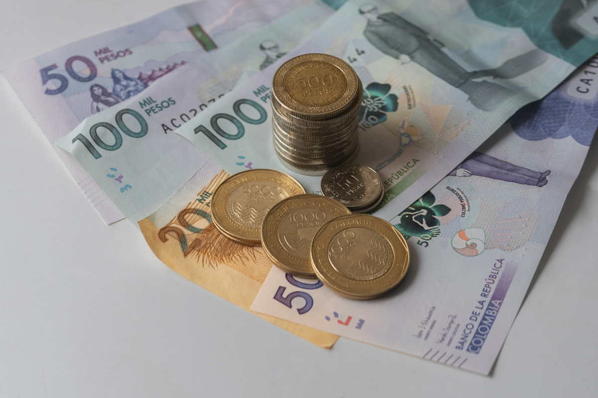 Dinero colombiano, a propósito de consejos para manejar la prima