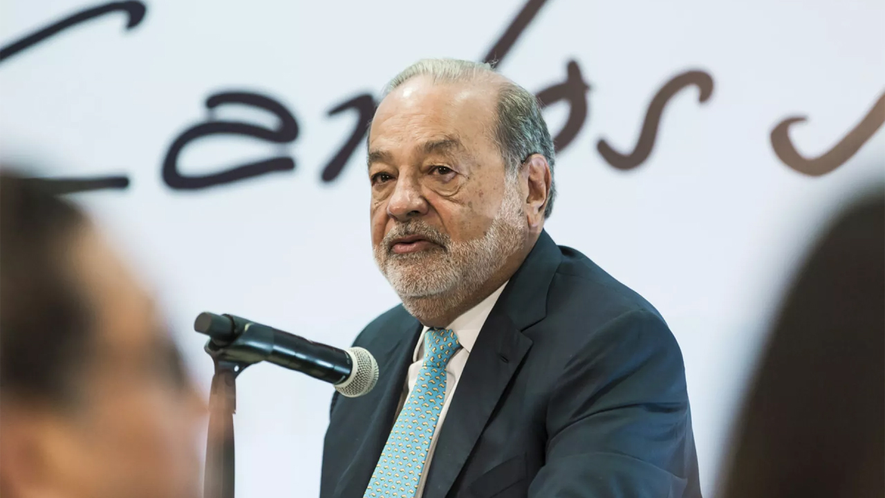 Carlos Slim en conferencia.
