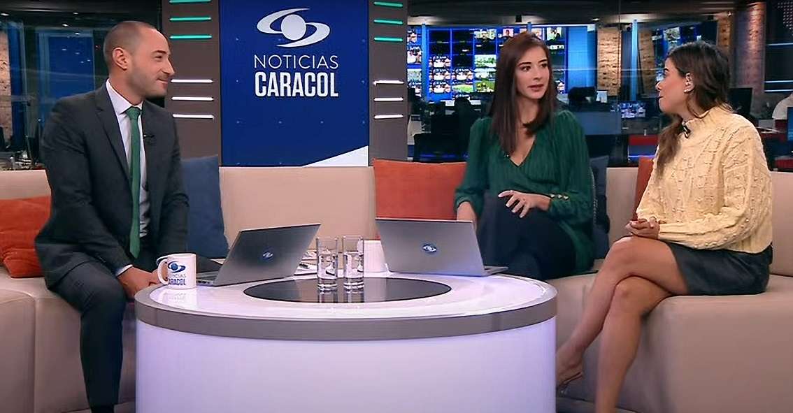 Foto de Andrés Montoya, Alejandra Giraldo y Marina Granziera, en nota de que la brasileña en Noticias Caracol confesó tema personal; Ricardo Orrego ayudó