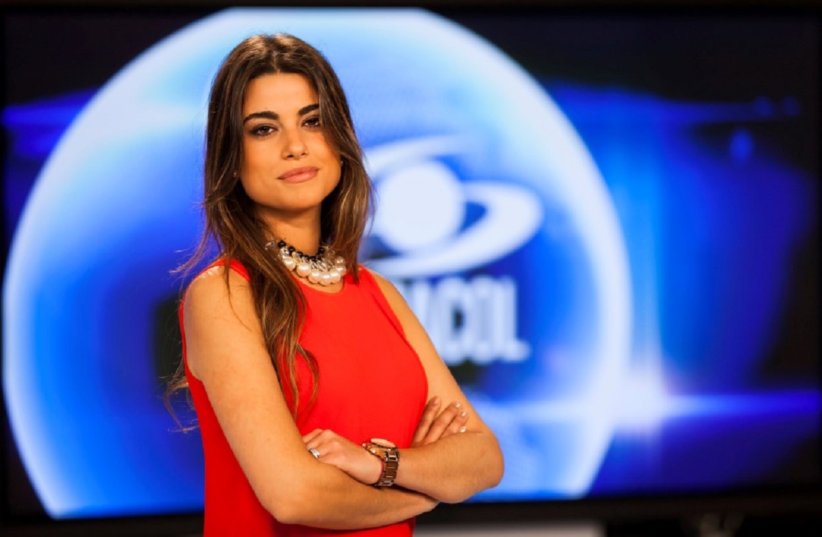 Marina Granziera, que dijo con gracia que coincidencia con Alejandra Giraldo fue por un "memorando" en Noticias Caracol.