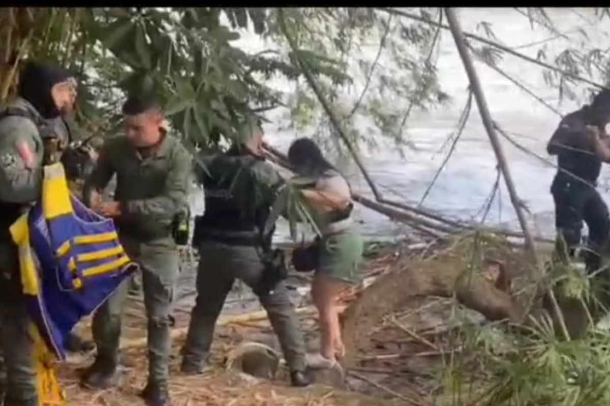 Turistas bogotanos se salvaron de milagro después de caer al río Magdalena en Neiva. Todos fueron llevados a clínicas. 